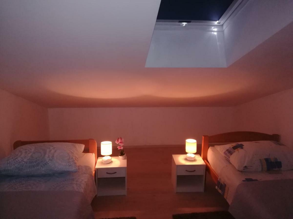 Apartman Daria Διαμέρισμα Τρογκίρ Εξωτερικό φωτογραφία